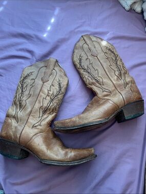 Women’s Brown Western Heeled Cowboy Boots